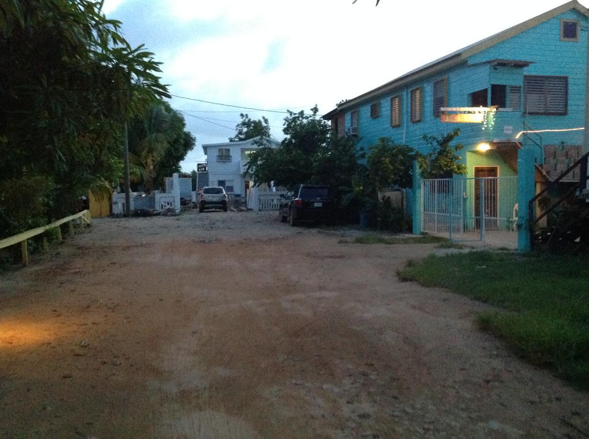 Placencia Hostel Экстерьер фото