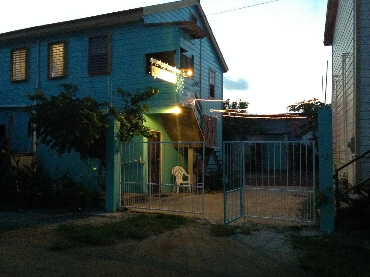 Placencia Hostel Экстерьер фото