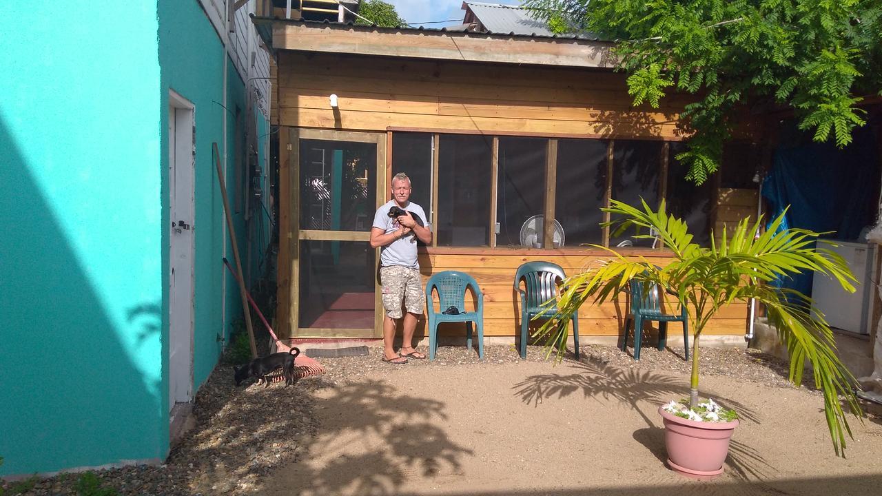 Placencia Hostel Экстерьер фото