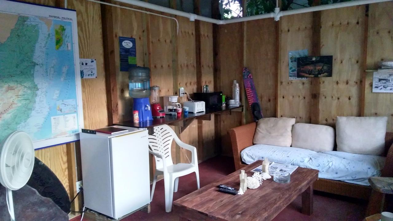Placencia Hostel Экстерьер фото