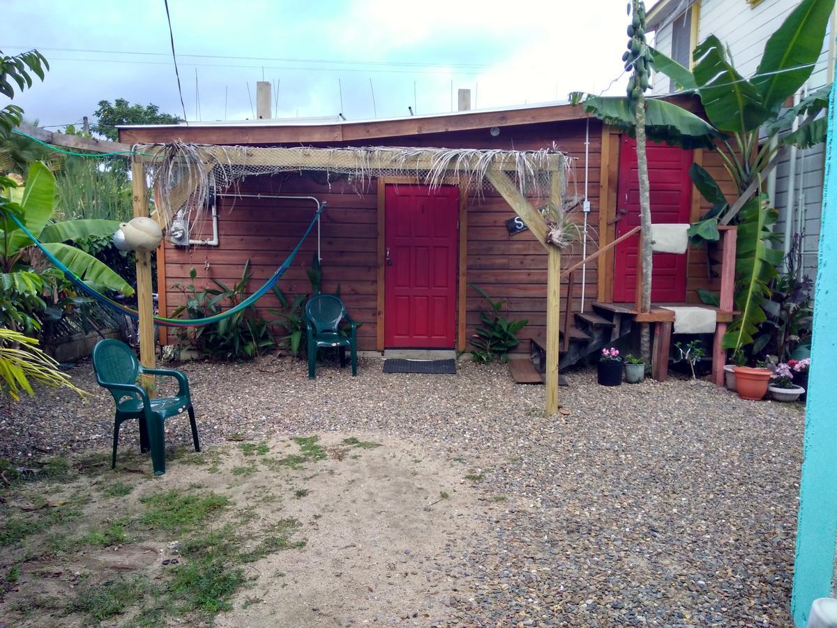 Placencia Hostel Экстерьер фото