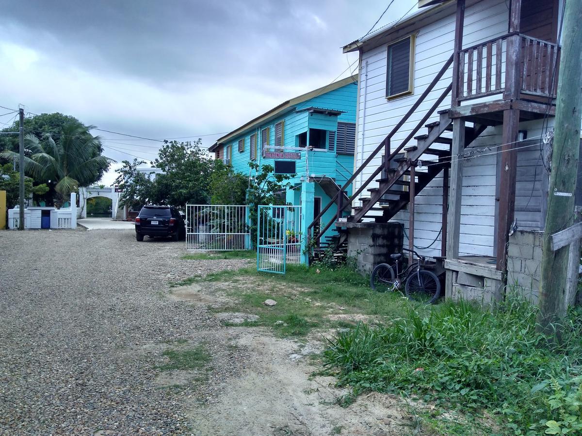 Placencia Hostel Экстерьер фото