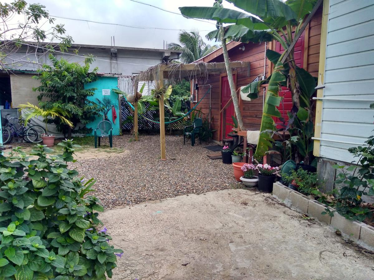 Placencia Hostel Экстерьер фото